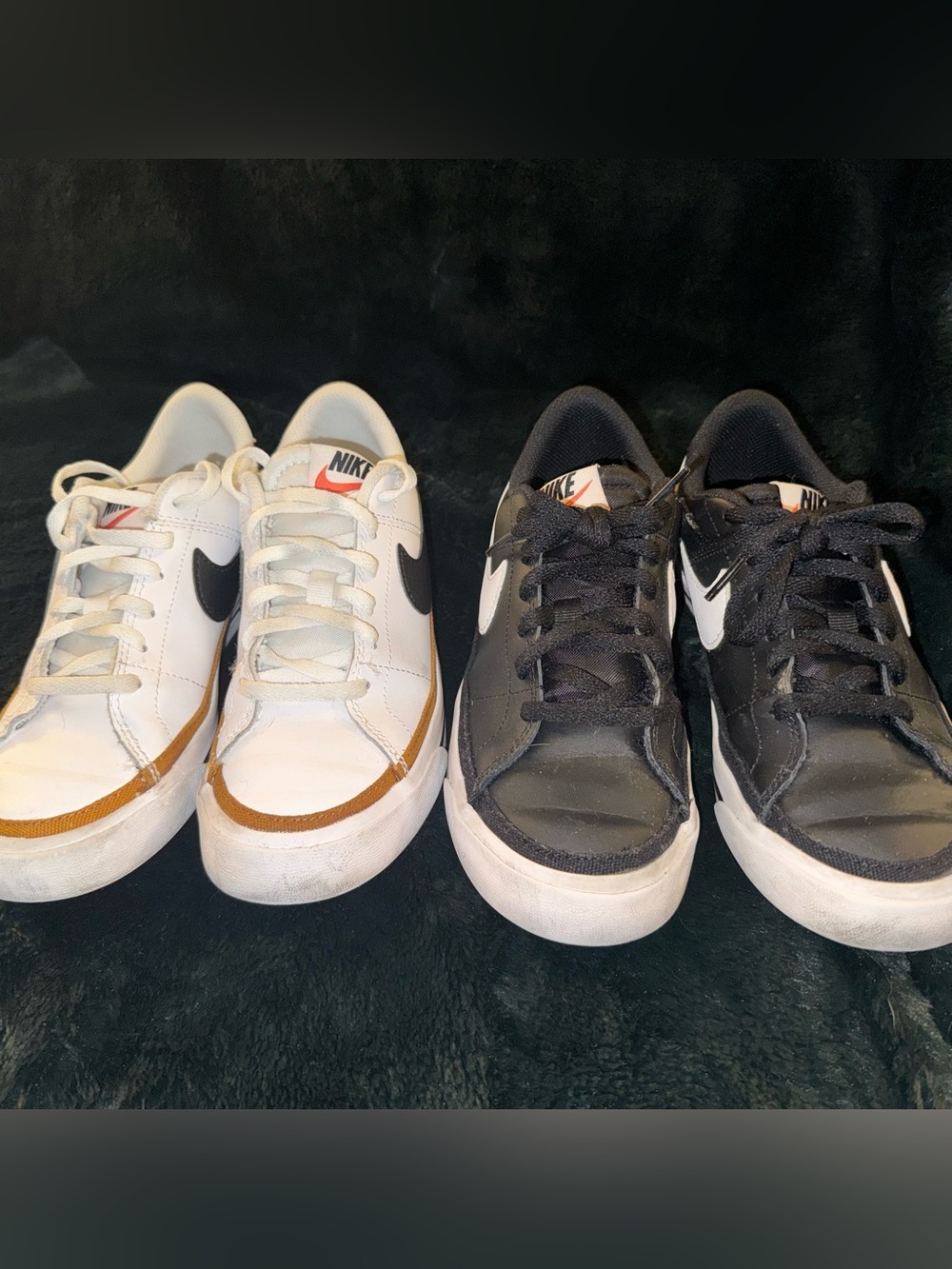 Nike Low-Top Sneakers in White with Brown Accent & Black
